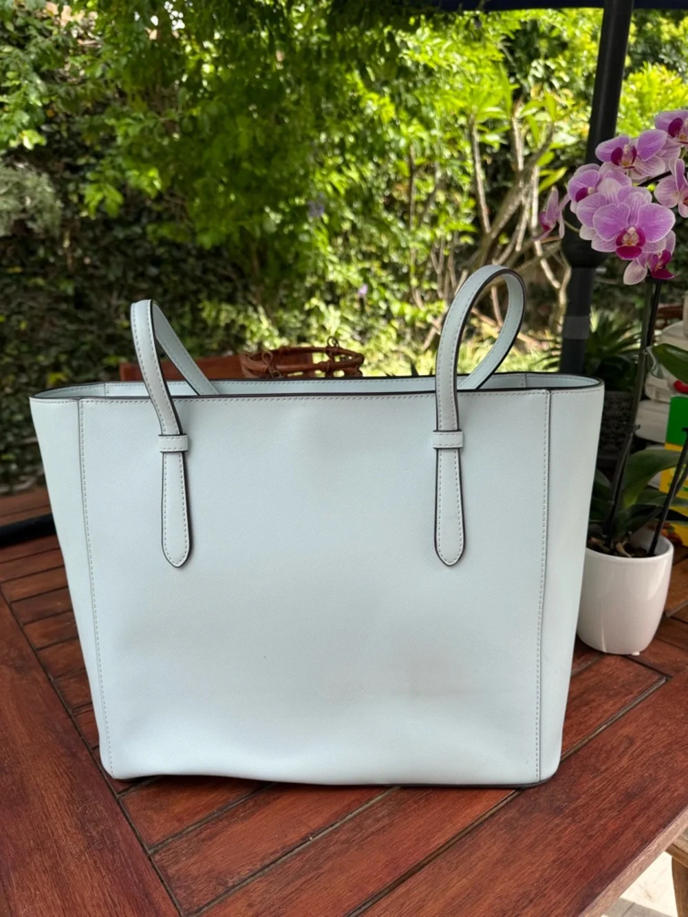 kate spade light blue leather tote with luggage tag - Picture 2 of 5